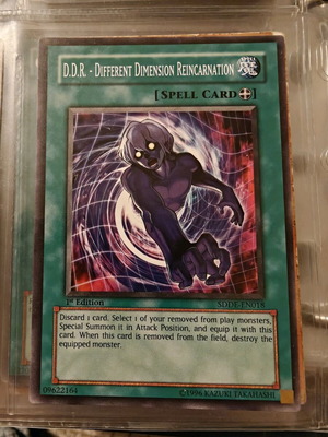 Yu-Gi-Oh card d.d.r. different dimension like new