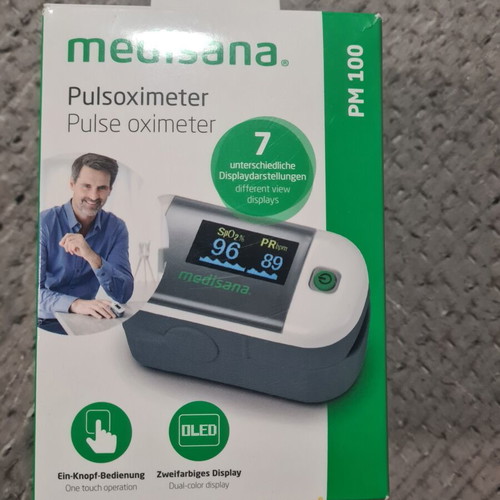 Medisana PM 100 pulse oximeter medical device