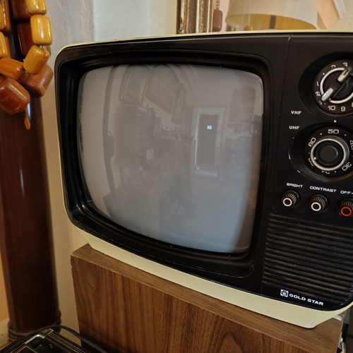 Gold Star vintage 14-inch television used, decorative