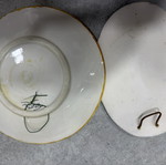 Decorative plates like new