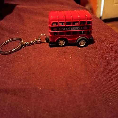 Keychain classic double-decker bus new, red from London