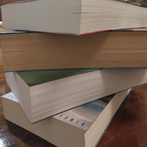 Lena Manta books like new, set of 4 volumes