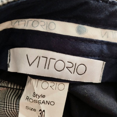 Vittorio Slim Fit Suit like new, gray, jacket size Large, pants 30
