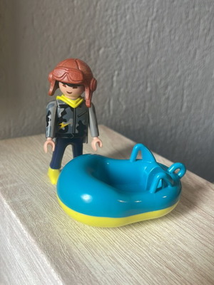 Playmobil skier figure with sled like new