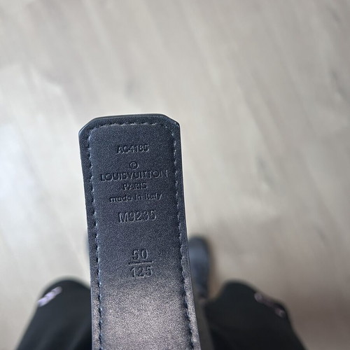 Louis Vuitton belt, black, size 125