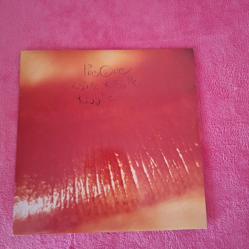 The Cure Kiss Me, Kiss Me, Kiss Me album like new
