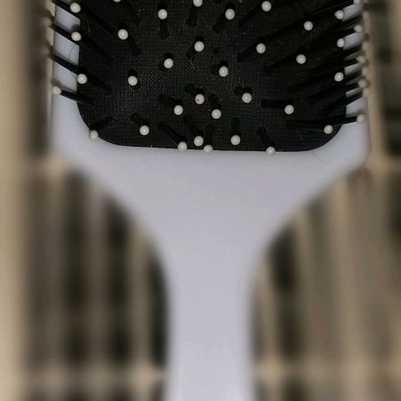 Small hair comb