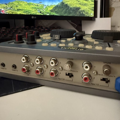 Hercules DJ Console MK2 used USB DJ controller and audio interface
