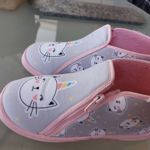 Comf closed anatomical slippers like new size 33 with cat-unicorn design