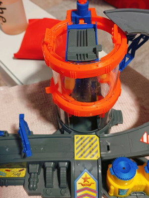 Hot Wheels Car Washing Station like new