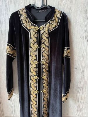 Nidodileda velvet coat one size, new, black with embroidery