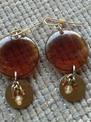 Avon earrings like new in earthy brown and gold tones