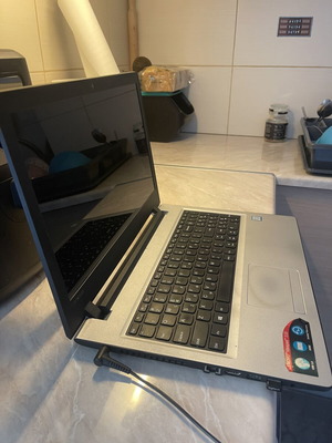 Φορητός υπολογιστής Lenovo 15 ιντσών Intel Core i3 Windows