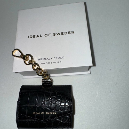 AirPods case new Ideal of Sweden