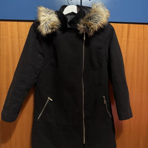 Black coat with hood used, size XL, fur trim