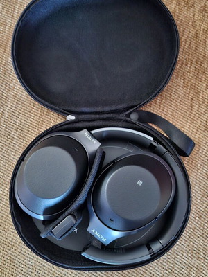 Sony WH-1000XM2 ακουστικά over-ear σαν καινούργια με ANC