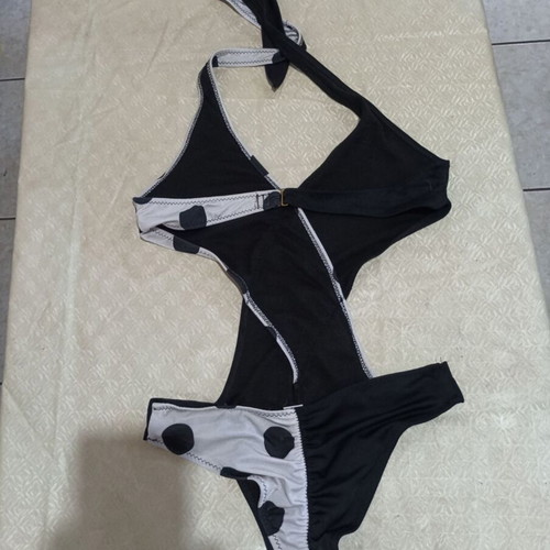 Monokini ολόσωμο μαγιό σαν καινούργιο, μαύρο και άσπρο πουά, μέγεθος L