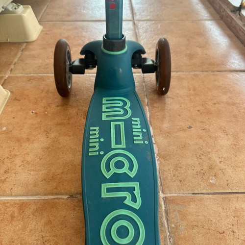 Mini Micro Deluxe kids scooter, dark green