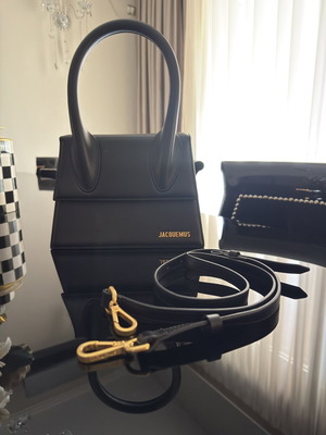 Jacquemus μαύρη τσάντα χειρός