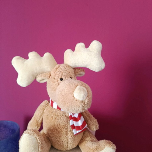 Soft reindeer plush toy like new
