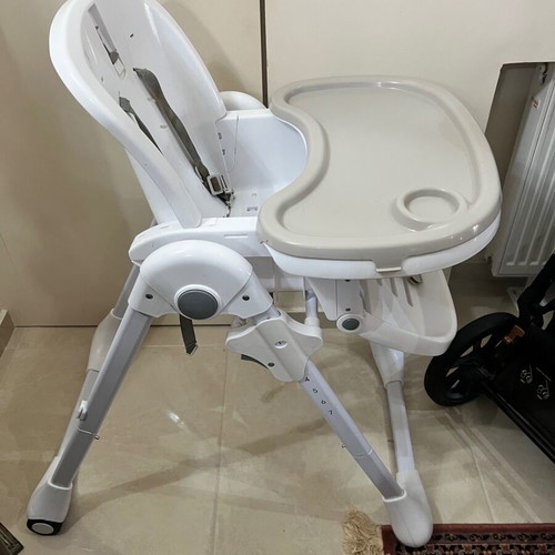 Καρεκλάκι φαγητού για μωρά
