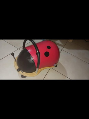 Wheels bug walker used, excellent condition