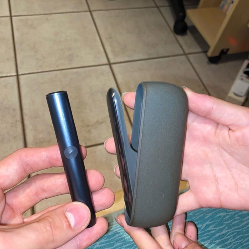 Iqos Iluma like new