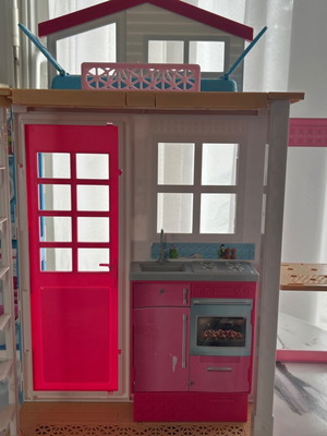 Barbie house used without chair