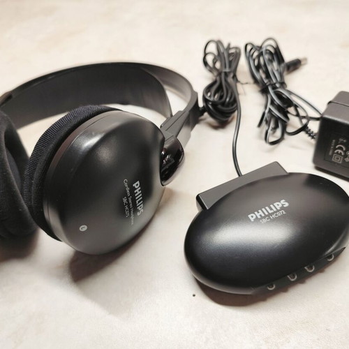 Philips SBC HC075 Wireless Headphones like new Full Set