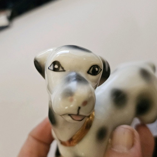 Dalmatian porcelain dog figurine like new