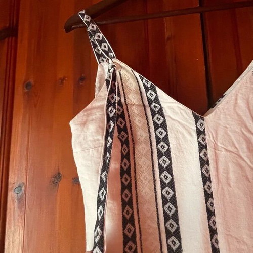 Linen dress from Sciptro, cream and black