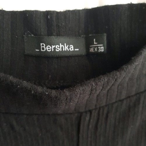 Παντελόνι 3/4 Bershka μεταχειρισμένο, μέγεθος XL, μαύρο