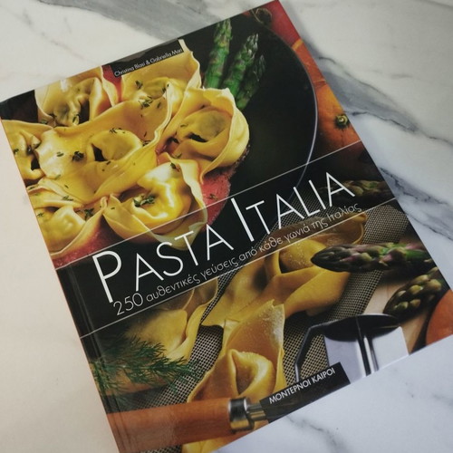 Pasta Italia cookbook new