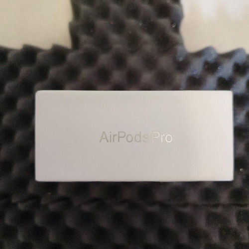 AirPods Pro 2 like new