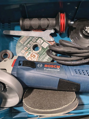 Bosch GWS 17-125 CIT Professional καινούργιο με αξεσουάρ