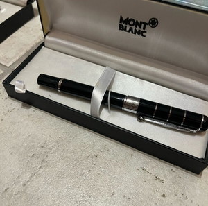 montblanc στυλο