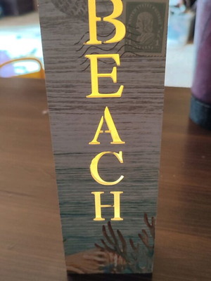 Beach decorative lamp with LED like new, wooden