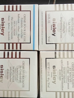 Sisley Paris комплект с 4 крема за лице, по 50 мл