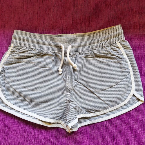 Pull & Bear striped shorts like new, size small