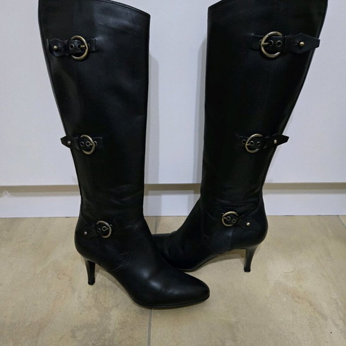 Bally black leather boots like new, 8cm heel