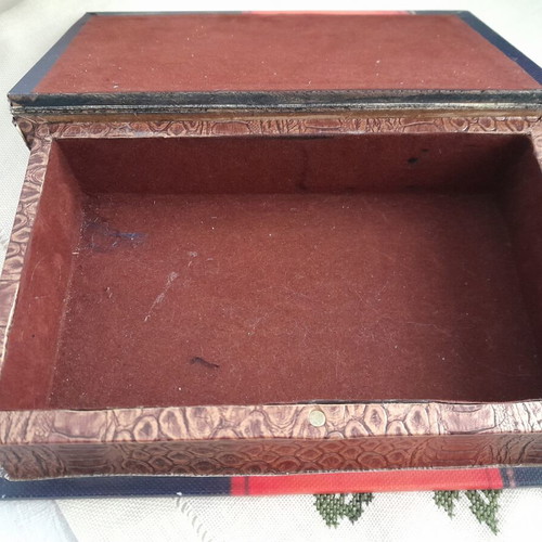 Decorative Storage Box in Book Shape "Flowers" like new