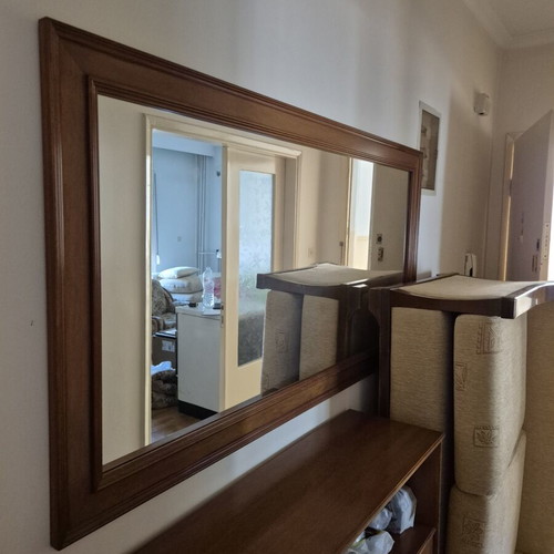 Large mirror with wooden frame like new, 1.80m x 0.90m