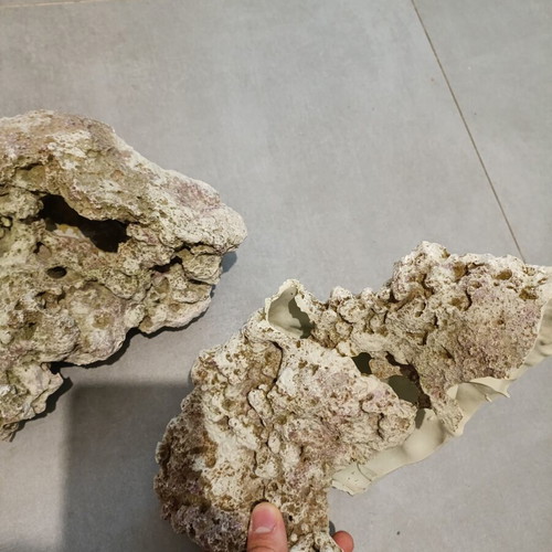 Artificial aquarium rock like new, two large pieces with holes