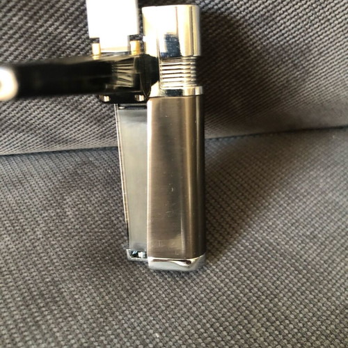Metal 2-in-1 Lighter with Pipe New, Refillable Butane