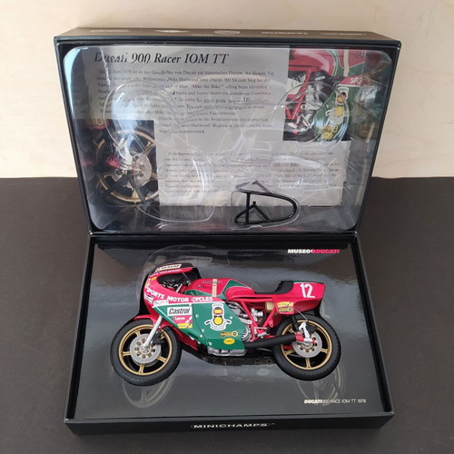 Minichamps Ducati 900 Race IOM TT 1:12 scale model like new