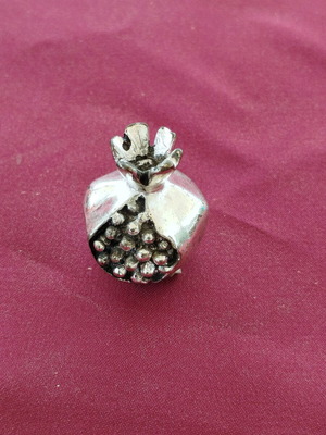 Silver-plated handmade pomegranate new, traditional home gift