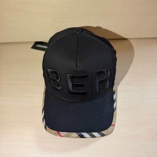 Burberry cap, one size