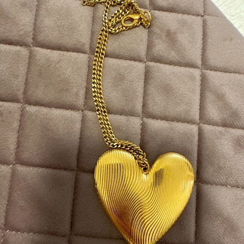 Zara heart necklace new, gold color