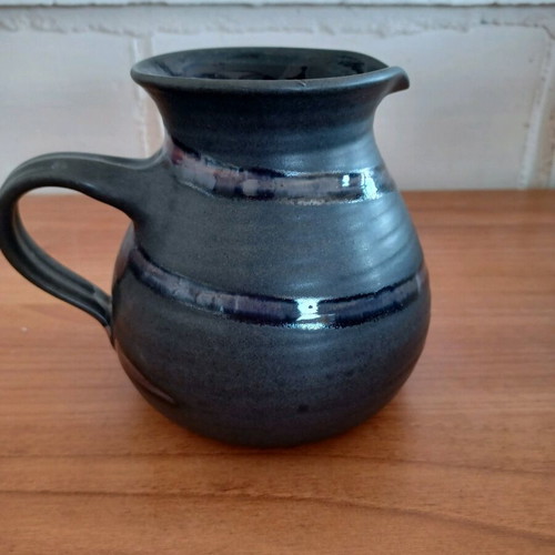 Vintage flower vase jug-shaped like new