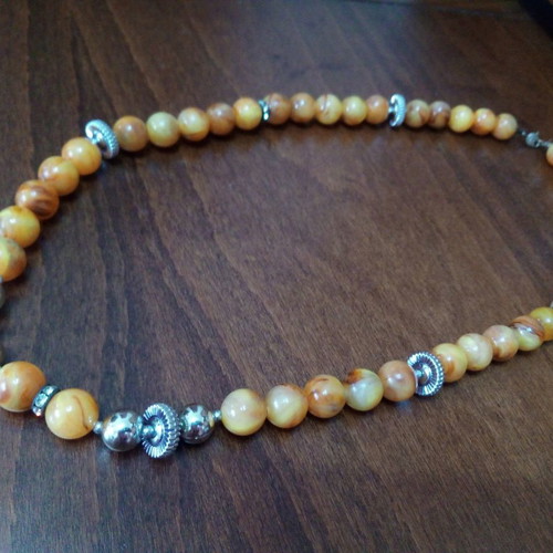 Vintage bakelite necklace used honey color with metal details